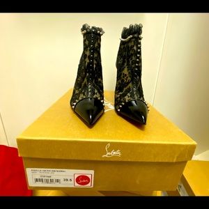 Brand Never Worn Christian Louboutin Pigalla